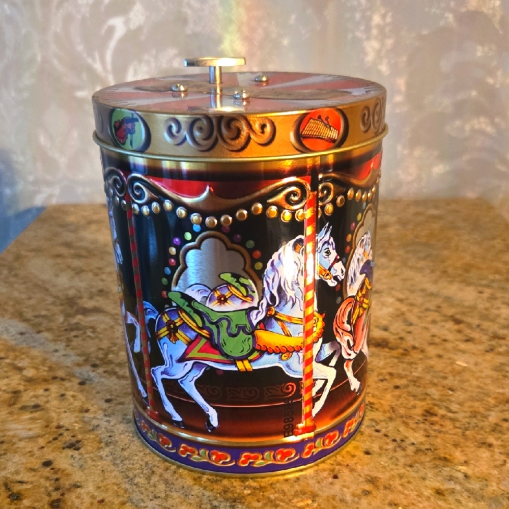 Collectible Colorful Carousel Wind-up Musical Tin Container Denmark